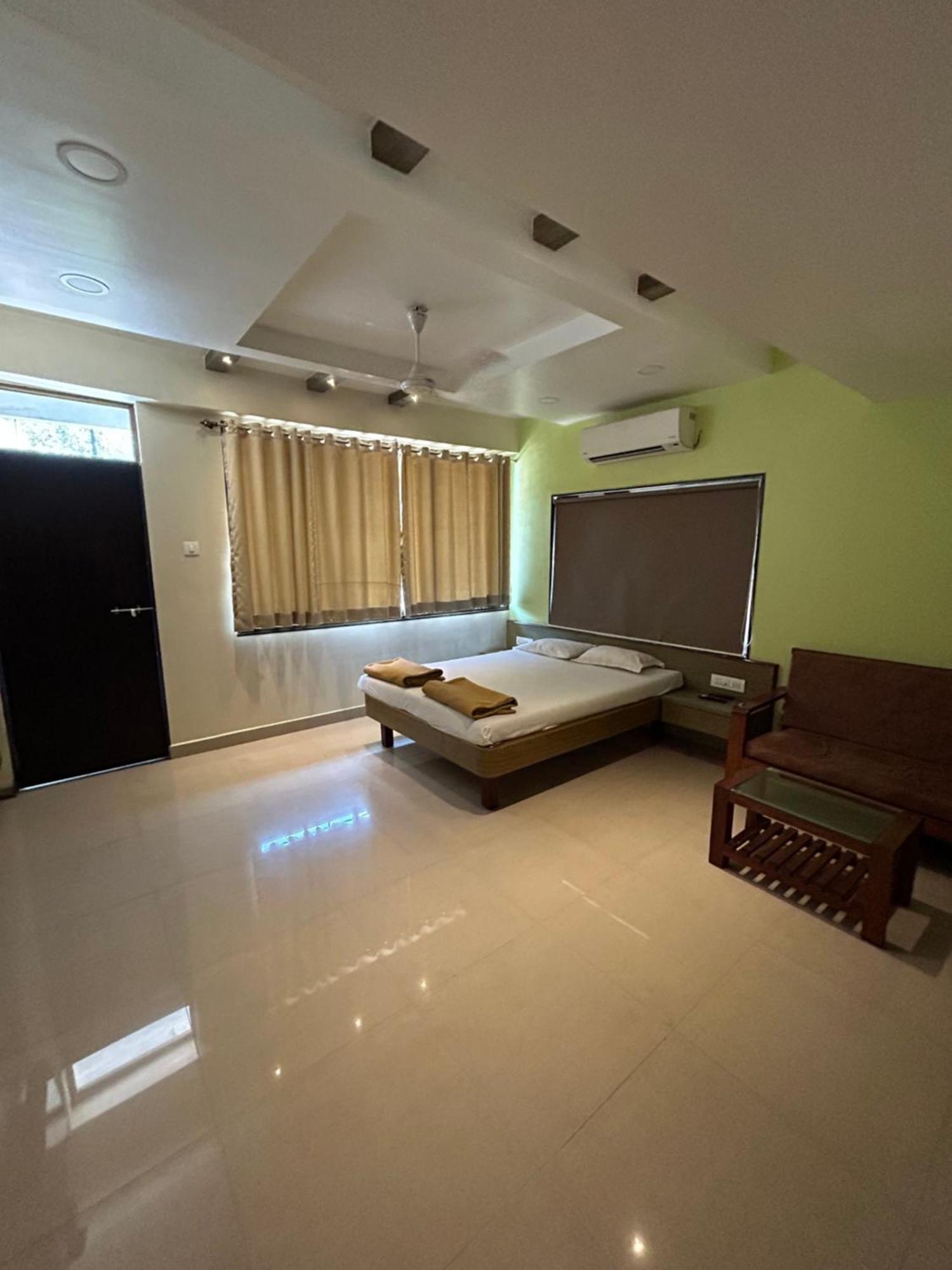 Hotel Aaba'S Gomantak Sawantwadi Εξωτερικό φωτογραφία