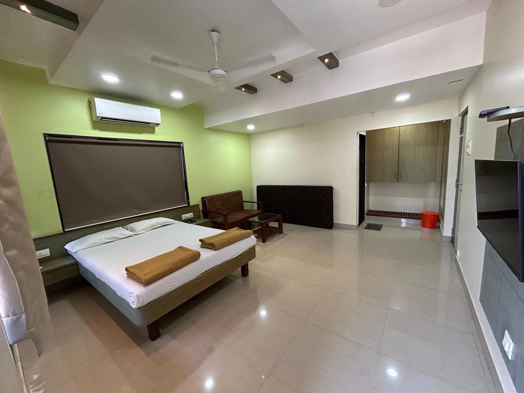 Hotel Aaba'S Gomantak Sawantwadi Εξωτερικό φωτογραφία